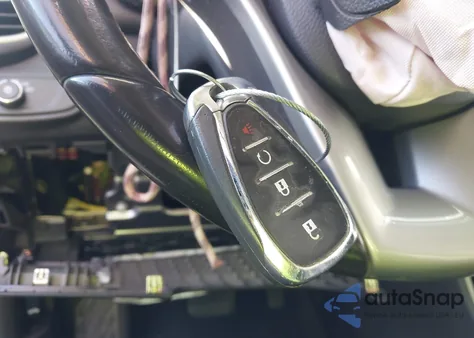 2019 Chevrolet Trax Lt z USA, uszkodzony, nr VIN KL7CJLSB2KB757996